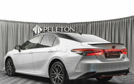 Toyota Camry, 2021 год, 3 490 000 рублей, 4 фотография