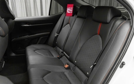 Toyota Camry, 2021 год, 3 490 000 рублей, 19 фотография