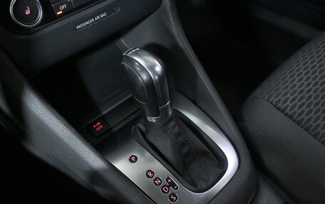 Volkswagen Golf VII рестайлинг, 2011 год, 850 000 рублей, 11 фотография