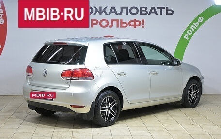 Volkswagen Golf VII рестайлинг, 2011 год, 850 000 рублей, 4 фотография