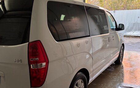 Hyundai H-1 II рестайлинг, 2018 год, 2 590 000 рублей, 7 фотография