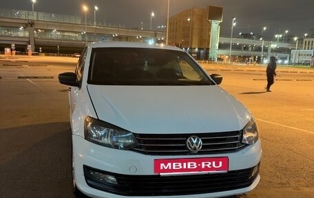 Volkswagen Polo VI (EU Market), 2015 год, 360 000 рублей, 9 фотография
