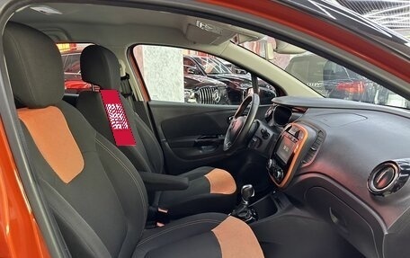 Renault Kaptur I рестайлинг, 2018 год, 1 665 000 рублей, 17 фотография