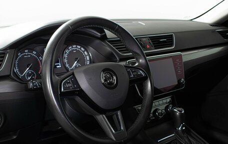 Skoda Superb III рестайлинг, 2019 год, 2 477 000 рублей, 11 фотография