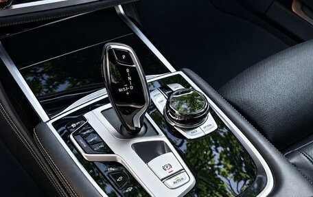 BMW 7 серия, 2020 год, 7 000 000 рублей, 19 фотография