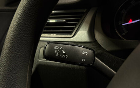 Skoda Rapid I, 2018 год, 1 300 000 рублей, 15 фотография