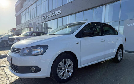 Volkswagen Polo VI (EU Market), 2014 год, 815 423 рублей, 3 фотография