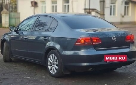 Volkswagen Passat B7, 2011 год, 675 000 рублей, 4 фотография