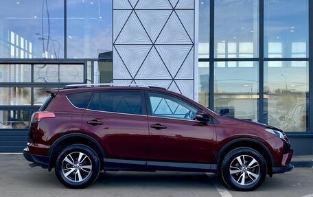 Toyota RAV4, 2017 год, 1 999 000 рублей, 4 фотография