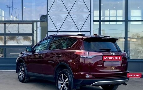 Toyota RAV4, 2017 год, 1 999 000 рублей, 7 фотография