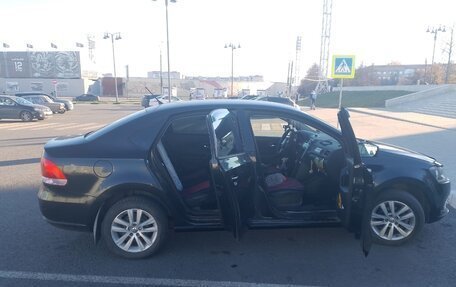 Volkswagen Polo VI (EU Market), 2013 год, 830 000 рублей, 2 фотография