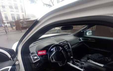 Ford Explorer V рестайлинг, 2012 год, 1 500 000 рублей, 7 фотография