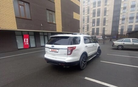 Ford Explorer V рестайлинг, 2012 год, 1 500 000 рублей, 12 фотография