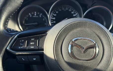 Mazda 6, 2017 год, 1 900 000 рублей, 21 фотография