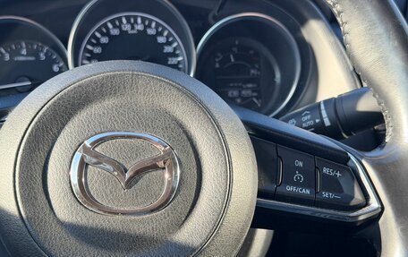 Mazda 6, 2017 год, 1 900 000 рублей, 22 фотография