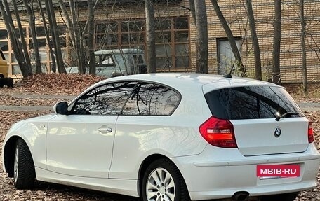 BMW 1 серия, 2011 год, 749 000 рублей, 5 фотография