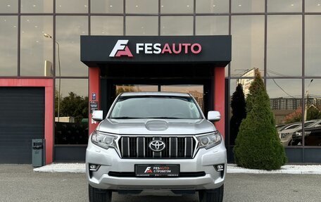 Toyota Land Cruiser Prado 150 рестайлинг, 2018 год, 4 850 000 рублей, 2 фотография