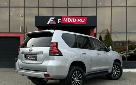 Toyota Land Cruiser Prado 150 рестайлинг, 2018 год, 4 850 000 рублей, 5 фотография