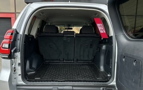 Toyota Land Cruiser Prado 150 рестайлинг, 2018 год, 4 850 000 рублей, 22 фотография