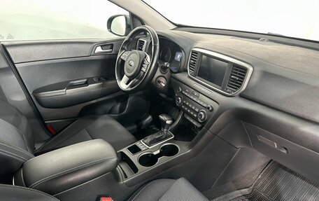 KIA Sportage IV рестайлинг, 2021 год, 2 688 000 рублей, 11 фотография