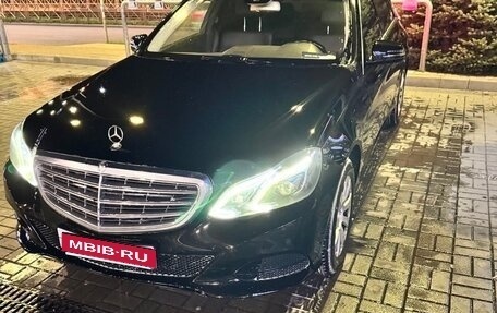 Mercedes-Benz E-Класс, 2013 год, 2 500 000 рублей, 1 фотография