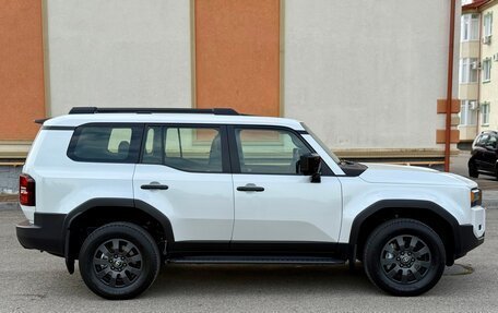 Toyota Land Cruiser Prado, 2024 год, 9 500 000 рублей, 4 фотография