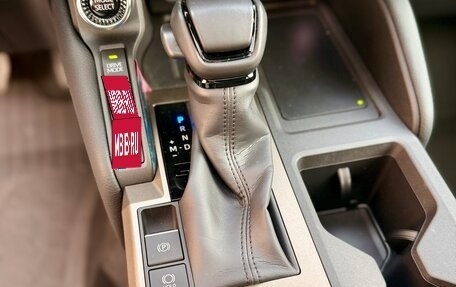 Toyota Land Cruiser Prado, 2024 год, 9 500 000 рублей, 15 фотография