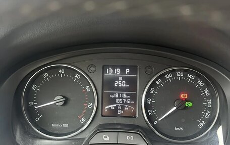 Skoda Rapid I, 2015 год, 830 000 рублей, 8 фотография