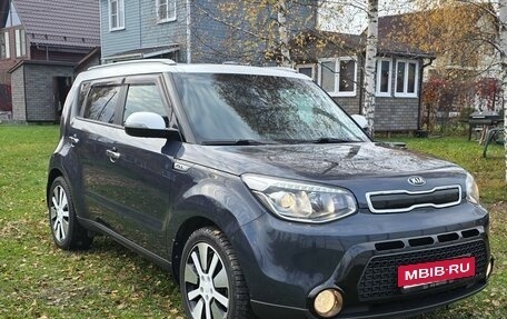 KIA Soul II рестайлинг, 2015 год, 1 400 000 рублей, 2 фотография
