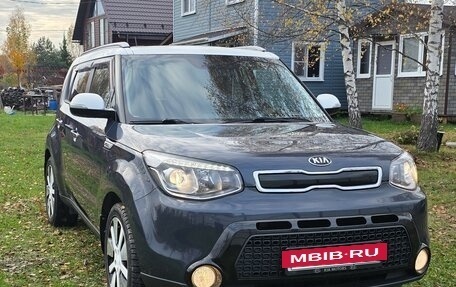 KIA Soul II рестайлинг, 2015 год, 1 400 000 рублей, 3 фотография