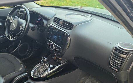 KIA Soul II рестайлинг, 2015 год, 1 400 000 рублей, 15 фотография