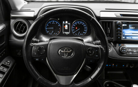 Toyota RAV4, 2019 год, 2 350 000 рублей, 10 фотография
