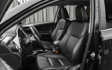 Toyota RAV4, 2019 год, 2 350 000 рублей, 9 фотография