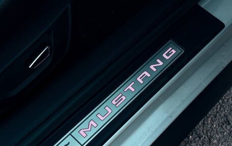 Ford Mustang VI рестайлинг, 2016 год, 2 600 000 рублей, 7 фотография