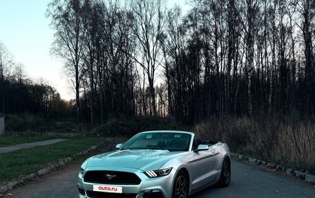 Ford Mustang VI рестайлинг, 2016 год, 2 600 000 рублей, 11 фотография
