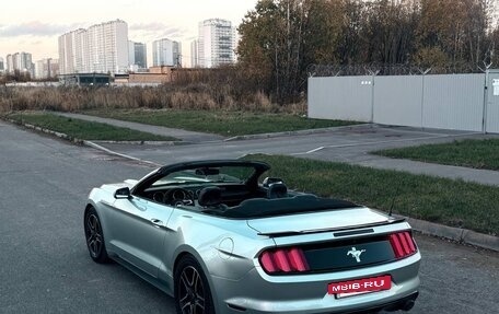 Ford Mustang VI рестайлинг, 2016 год, 2 600 000 рублей, 10 фотография
