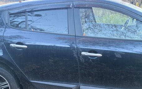Renault Megane III рестайлинг, 2011 год, 650 000 рублей, 3 фотография