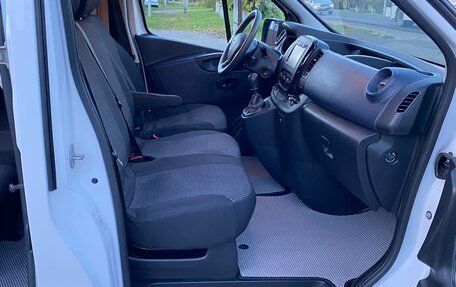Opel Vivaro B, 2017 год, 2 100 000 рублей, 5 фотография