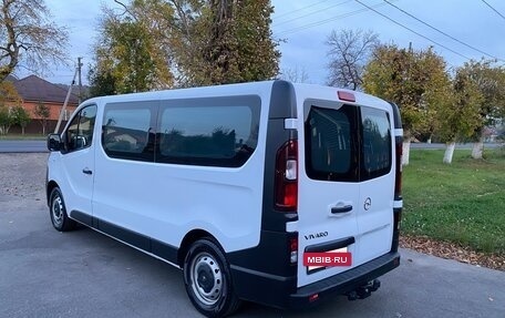 Opel Vivaro B, 2017 год, 2 100 000 рублей, 10 фотография