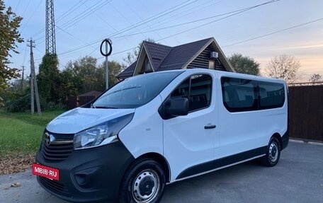 Opel Vivaro B, 2017 год, 2 100 000 рублей, 2 фотография