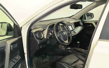 Toyota RAV4, 2014 год, 1 650 000 рублей, 8 фотография