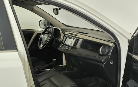 Toyota RAV4, 2014 год, 1 650 000 рублей, 9 фотография