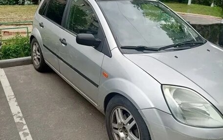 Ford Fiesta, 2005 год, 280 000 рублей, 1 фотография