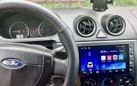 Ford Fiesta, 2005 год, 280 000 рублей, 6 фотография