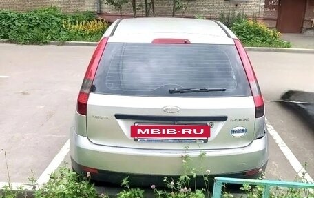 Ford Fiesta, 2005 год, 280 000 рублей, 4 фотография