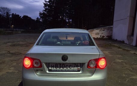 Volkswagen Jetta VII, 2008 год, 349 999 рублей, 5 фотография
