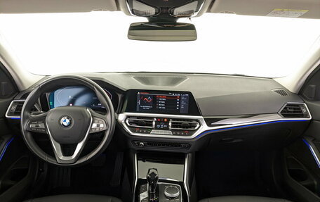 BMW 3 серия, 2020 год, 3 300 000 рублей, 14 фотография
