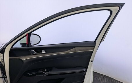 KIA K5, 2021 год, 2 610 000 рублей, 25 фотография