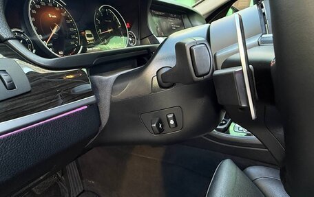 BMW 5 серия, 2013 год, 2 050 000 рублей, 13 фотография