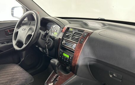Hyundai Tucson III, 2005 год, 790 000 рублей, 20 фотография